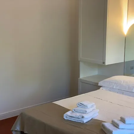Frühstückspension Madreperla 3*